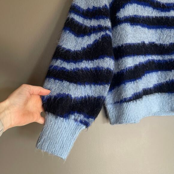 Anthropologie Salma Striped‎ Eyelash Sweater Blue Black Sz XS Casual Comfortable - Picture 8 of 13